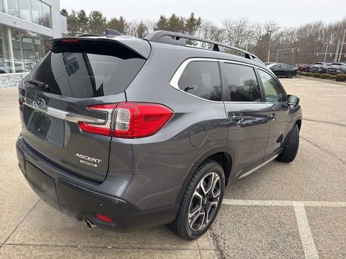 Used 2023 Subaru Ascent Limited image 2