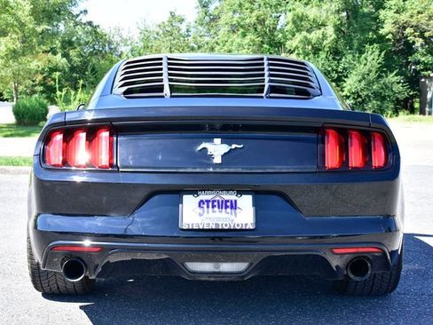 Used 2015 Ford Mustang Coupe RWD image 9