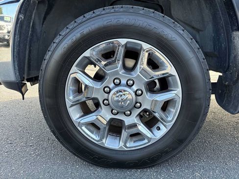 Used 2017 RAM 2500 Limited AWD/4WD image 17