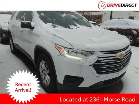 Used 2019 Chevrolet Traverse LS image 1