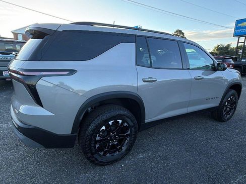 New 2027 Chevrolet Traverse Z71 w/ Driver Confidence Package AWD/4WD image 8