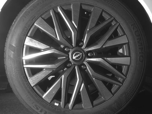 Used 2025 Nissan Altima 2.5 SV FWD image 15