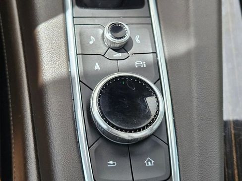 Used 2024 Cadillac Escalade Premium Luxury w/ Performance Package AWD/4WD image 22