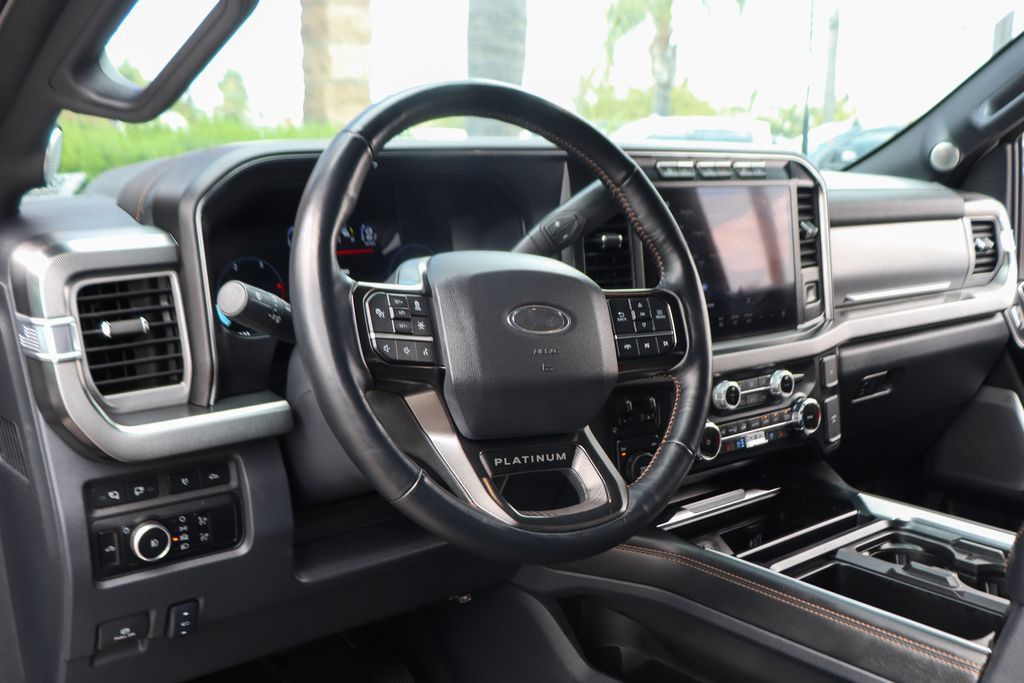 Used 2024 Ford F250 Platinum AWD/4WD image 22