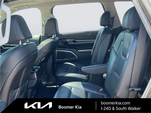 Certified 2025 Kia Telluride S image 14