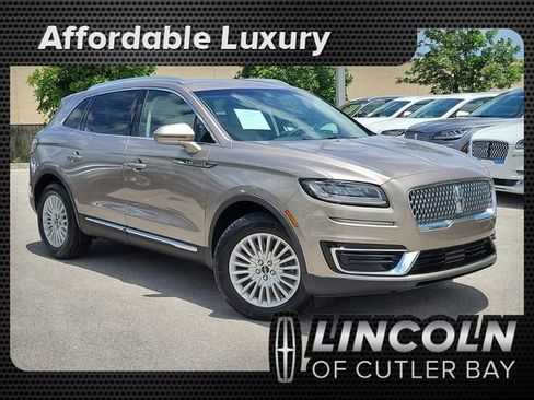 Used 2019 Lincoln Nautilus Standard image 1