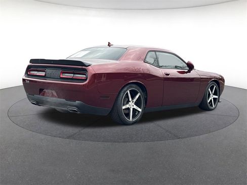 Used 2020 Dodge Challenger GT w/ Plus Package image 5