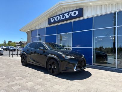 Used 2022 Lexus UX 200 w/ Accessory Package (Z1)