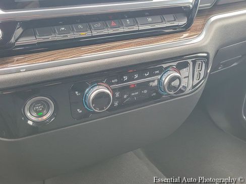 Certified 2024 GMC Sierra 1500 Elevation AWD/4WD image 18