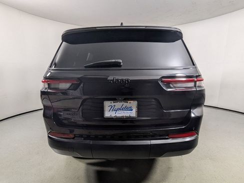 Used 2022 Jeep Grand Cherokee L Altitude image 7