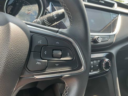 Used 2022 Buick Encore GX Preferred w/ Cold Weather Comfort Package FWD image 11