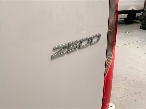 Used 2024 Mercedes-Benz Sprinter 2500 image 13