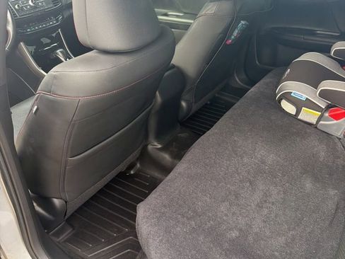 Used 2017 Honda Accord Sport Special Edition image 5