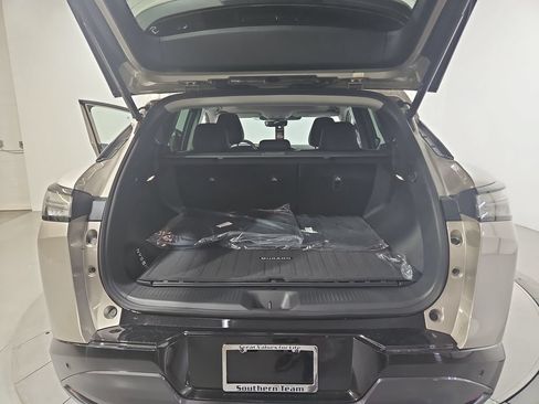 New 2026 Nissan Murano Platinum w/ Cargo Package AWD/4WD image 22