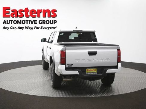 Used 2024 Toyota Tacoma TRD Off-Road AWD/4WD image 39
