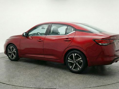 Used 2025 Nissan Sentra SV FWD image 5