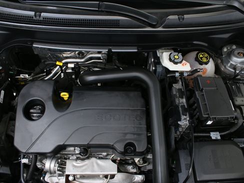 Used 2023 Chevrolet Equinox LS FWD image 34