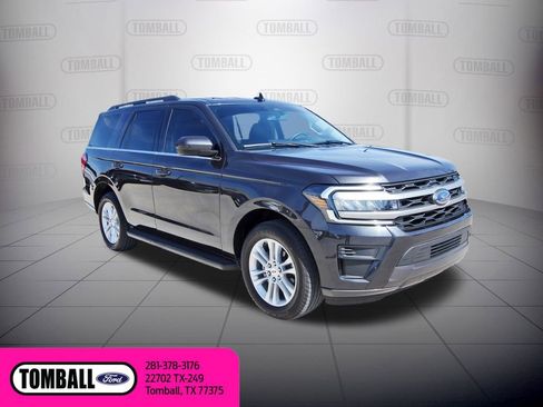 Certified 2024 Ford Expedition XLT image 10