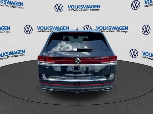 Certified 2026 Volkswagen Atlas SEL AWD/4WD image 13