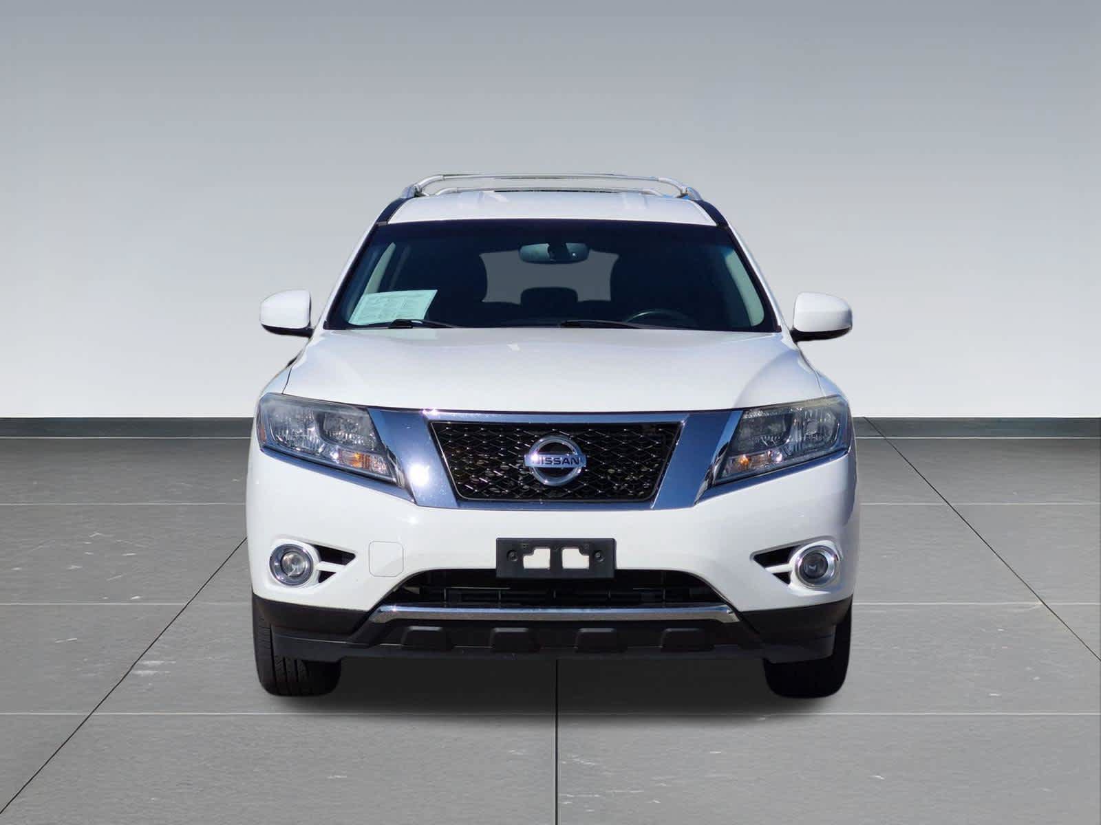 Used 2016 Nissan Pathfinder SV AWD/4WD image 8