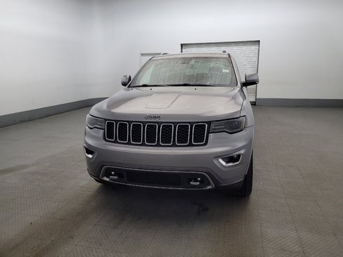 Used 2018 Jeep Grand Cherokee Limited image 15