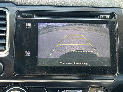 Used 2015 Honda Civic SE image 16