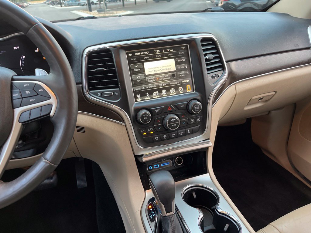 Used 2017 Jeep Grand Cherokee Limited RWD image 18