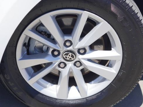 Used 2026 Toyota Camry LE FWD image 12