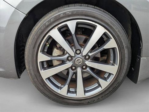 Used 2017 Nissan Altima 2.5 SR image 9