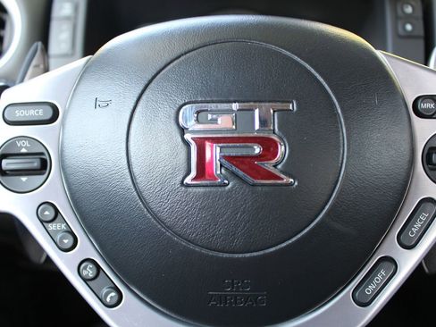 Used 2009 Nissan GT-R Premium AWD/4WD image 22