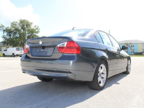 Used 2006 BMW 325i Sedan RWD image 17