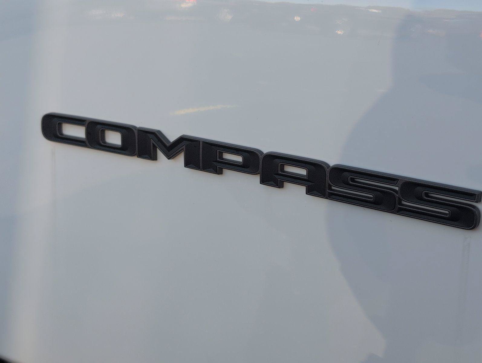 New 2026 Jeep Compass Latitude w/ Quick Order Package 29K AWD/4WD image 27