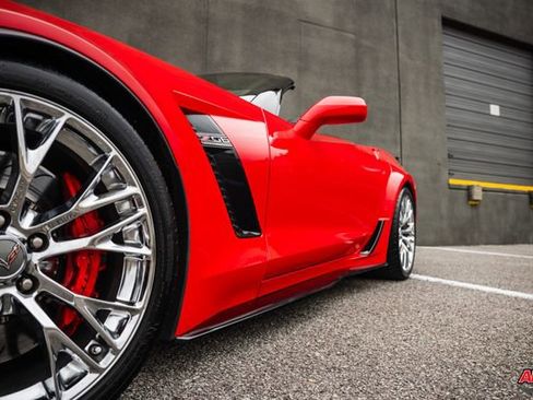 Used 2015 Chevrolet Corvette Z06 w/ 2LZ Preferred Equipment Group image 31