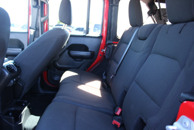 Used 2022 Jeep Wrangler Unlimited Sport AWD/4WD image 35