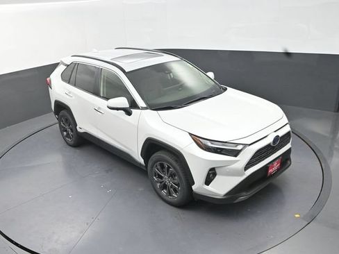 Certified 2024 Toyota RAV4 Limited w/ Advanced Technology Package AWD/4WD image 23