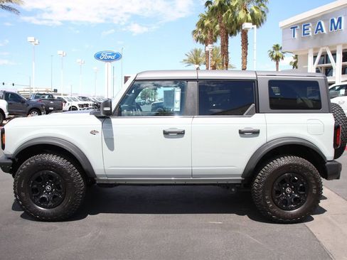 Certified 2023 Ford Bronco Wildtrak AWD/4WD image 4