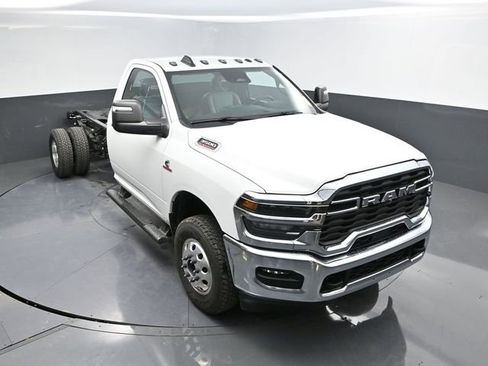 New 2026 RAM 3500 Tradesman image 30