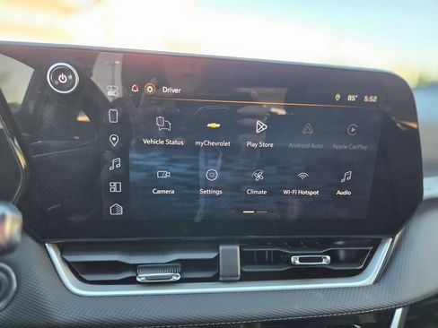 Used 2026 Chevrolet Equinox LT w/ Convenience Package II FWD image 21
