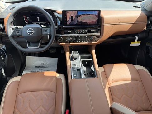 New 2026 Nissan Pathfinder Platinum image 19