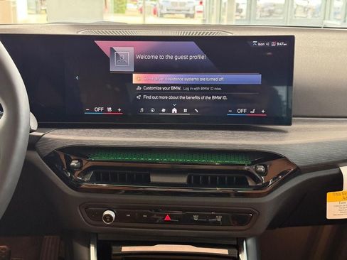 Used 2025 BMW 230i xDrive Coupe w/ Convenience Package AWD/4WD image 10