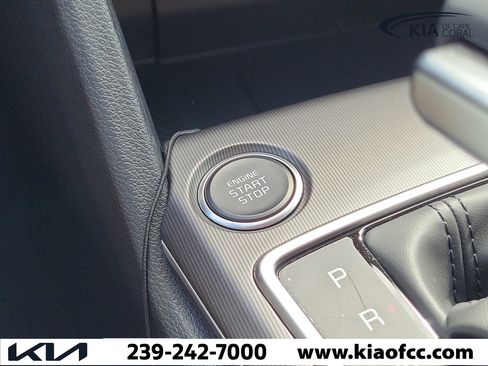 New 2026 Kia Sportage SX FWD image 31