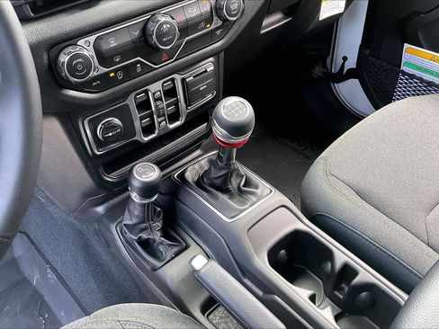 New 2026 Jeep Wrangler Unlimited Sport AWD/4WD image 27