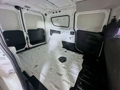 Used 2020 RAM ProMaster City Tradesman FWD image 11