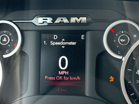 New 2026 RAM 3500 Big Horn AWD/4WD image 30