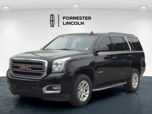 Used 2017 GMC Yukon SLT w/ Open Road Package AWD/4WD image 7