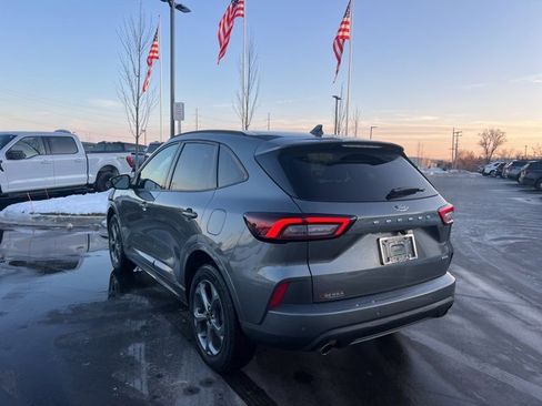 Used 2024 Ford Escape ST-Line w/ Tech Pack #1 image 7