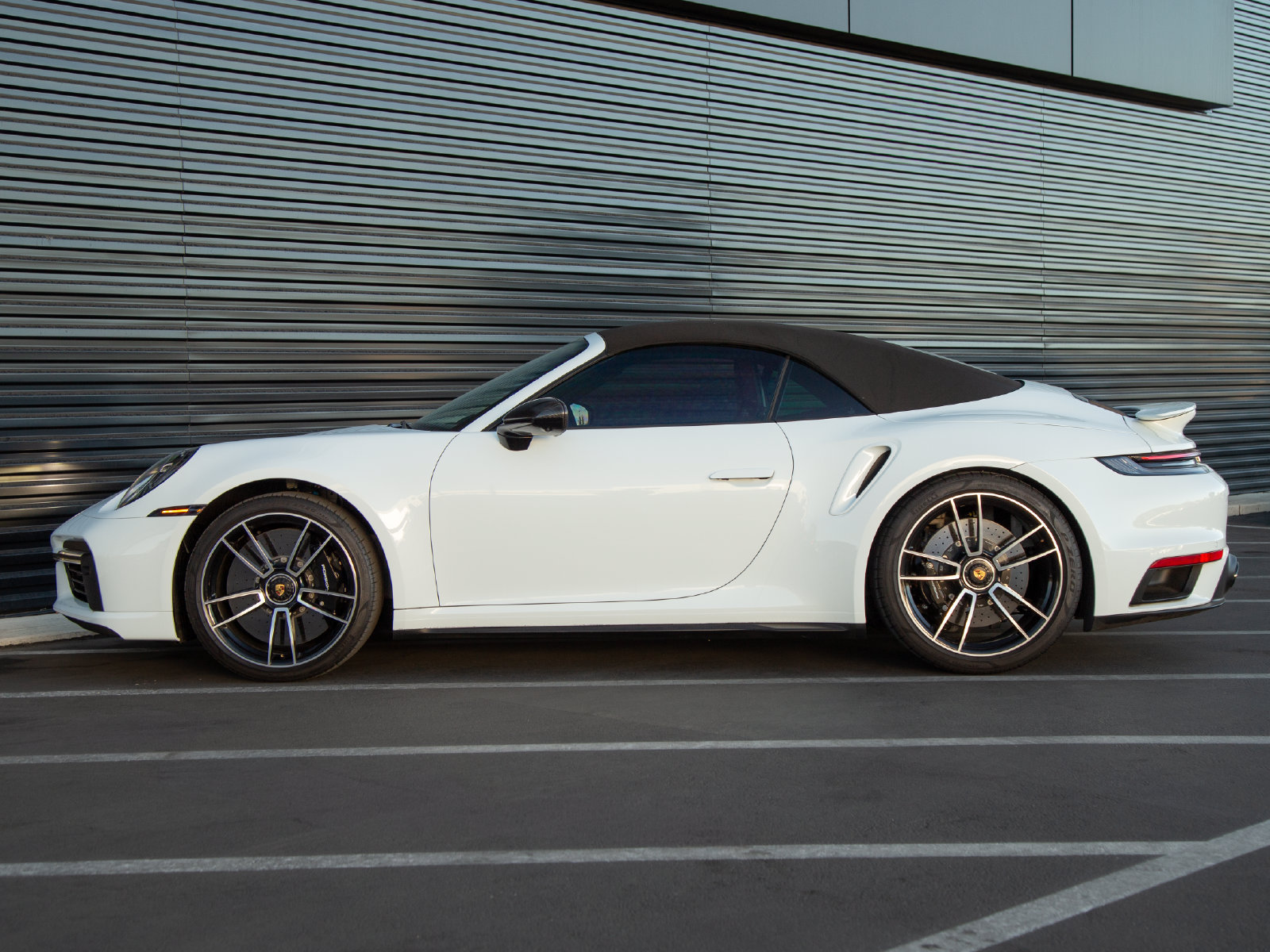 Certified 2022 Porsche 911 Turbo S AWD/4WD image 2