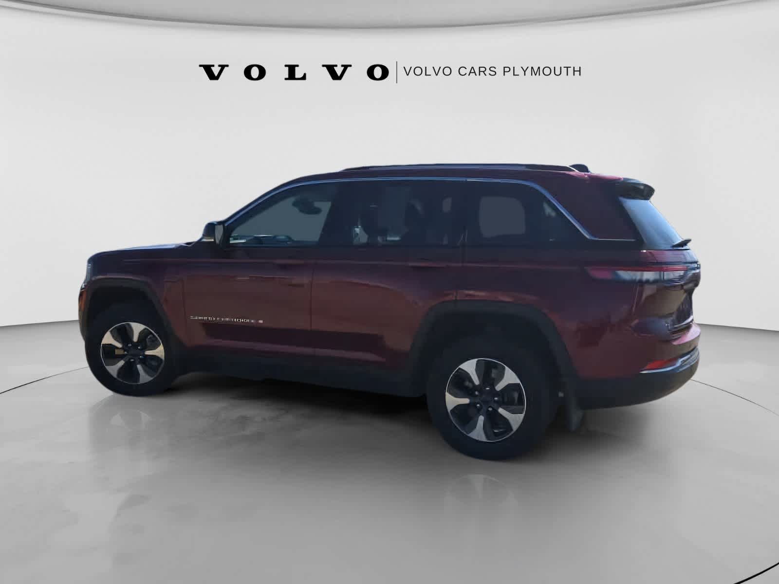 Used 2023 Jeep Grand Cherokee 4WD 4xe w/ MOPAR Finishing Package image 3