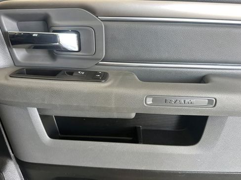 Used 2019 RAM 1500 Classic Warlock w/ Electronics Group AWD/4WD image 18