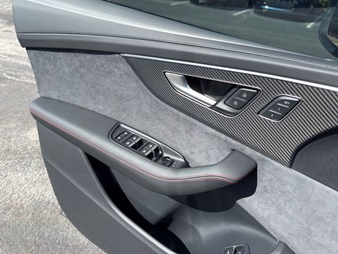 New 2026 Audi SQ8 Prestige image 16